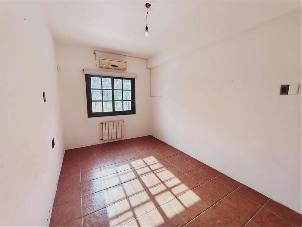 Alquiler Casa o Empresa 4 Dormitorios en Carrasco