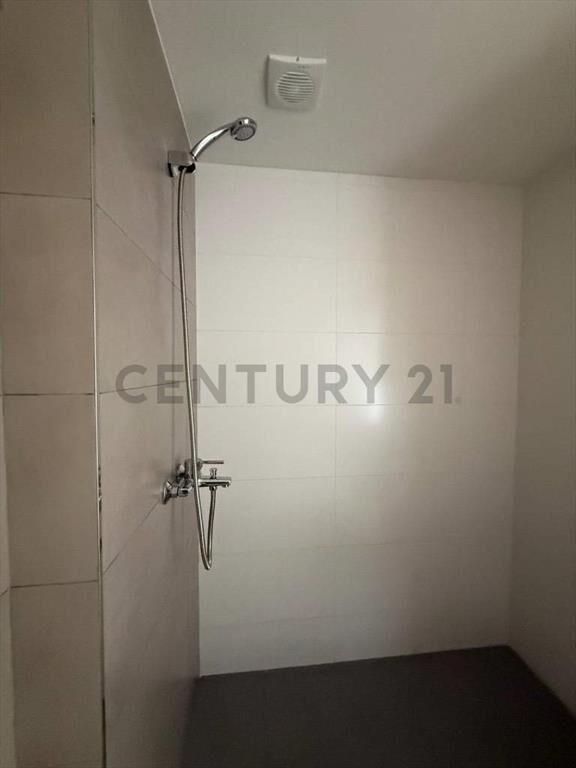 1 dormitorio con cochera, renta asegurada 2026, Cordón Su...