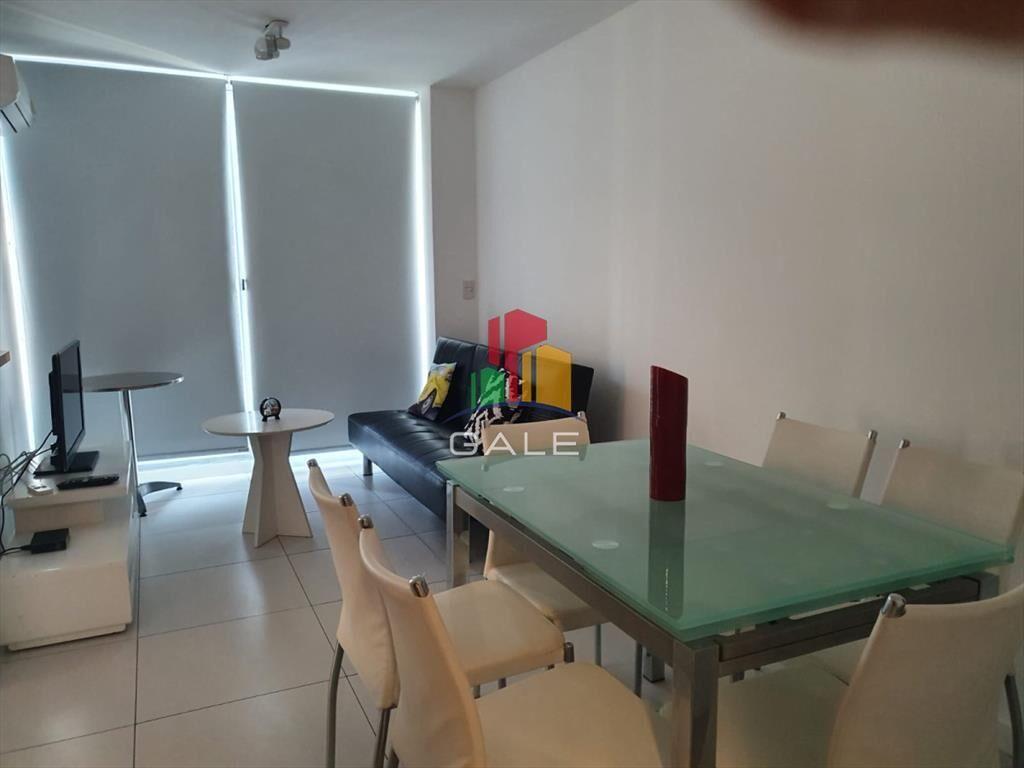 Hermoso apartamento con garaje y bajos gastos