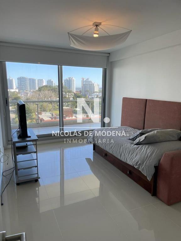 Departamento de 3 dormitorios en venta proximo a
