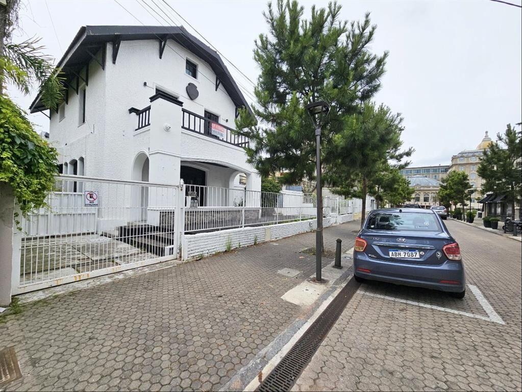 Alquiler Casa En Carrasco para Empresas