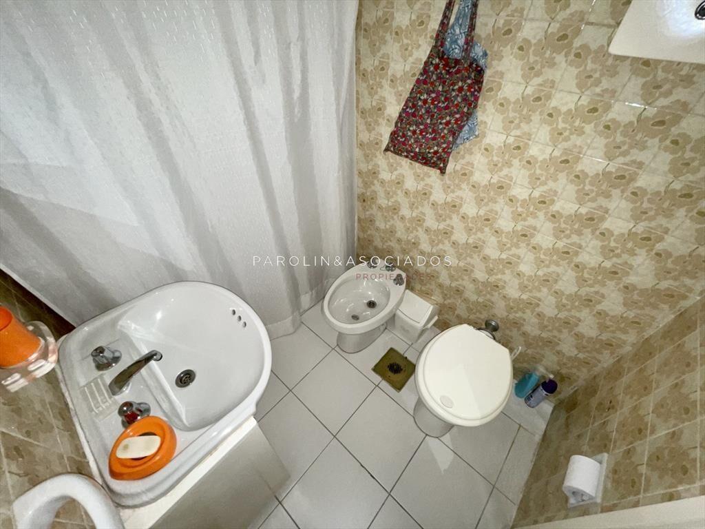 Apartamento en venta de 3 dormitorios en torre