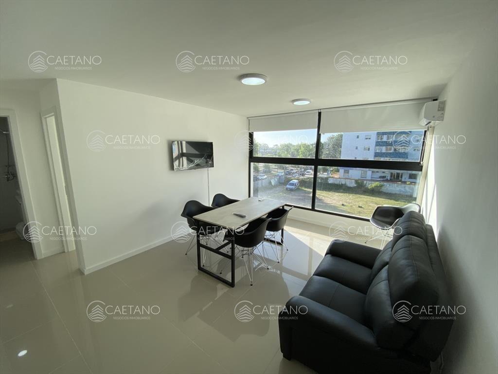 Alquiler de Apartamento 1 dormitorio en Av. Roosevelt, Mald