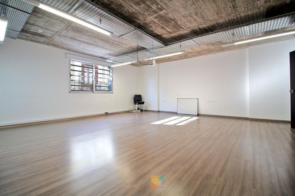VENTA OFICINA CIUDAD VIEJA