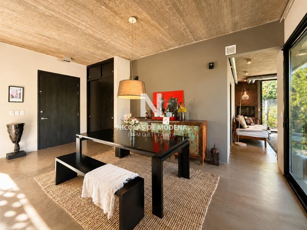 Excelente Casa Minimalista en Barrio Privado, La Arbolada -