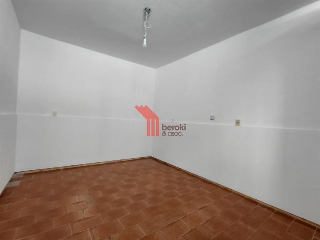 Alquiler de apartamento PB, 1 dormitorio y medio, Jacinto V