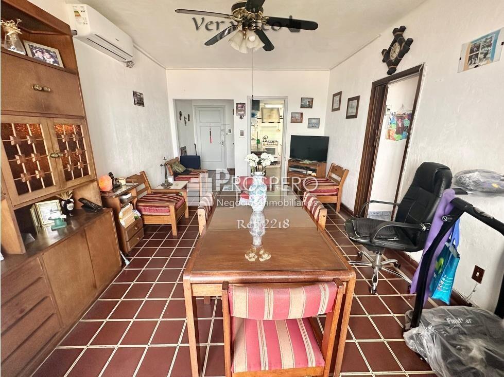 VA2217/1 Venta Apto 2dorm Ciudad Vieja Vistas al Mar Balcón