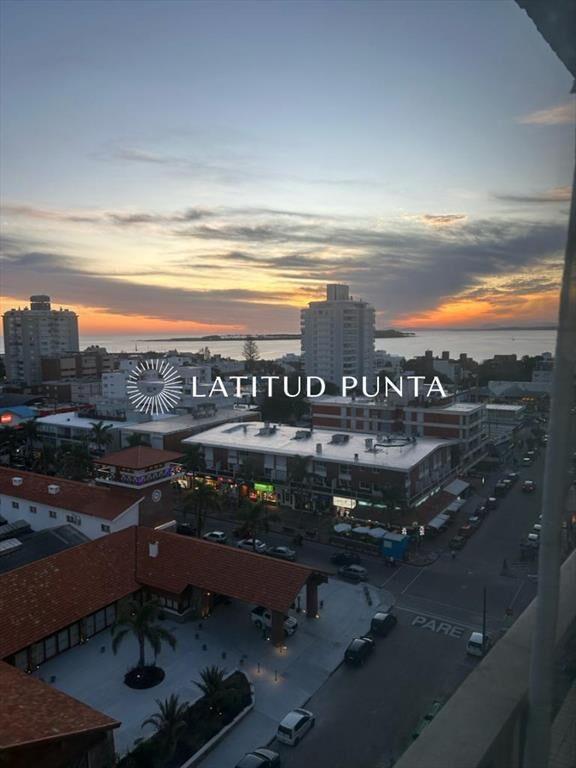 Península, apartamento de 1 dormitorio y medio