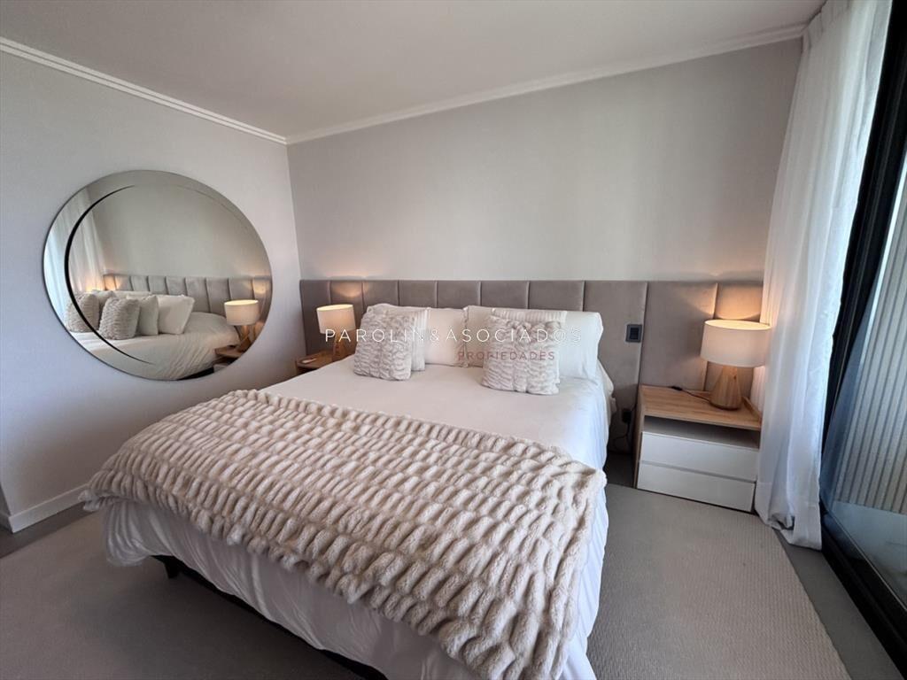 EXCLUSIVO APARTAMENTO EN VENTA DE 3 DORMITORIOS