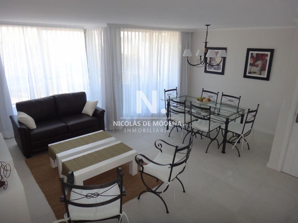 Apartamento en venta de 2 dormitorios en Punta