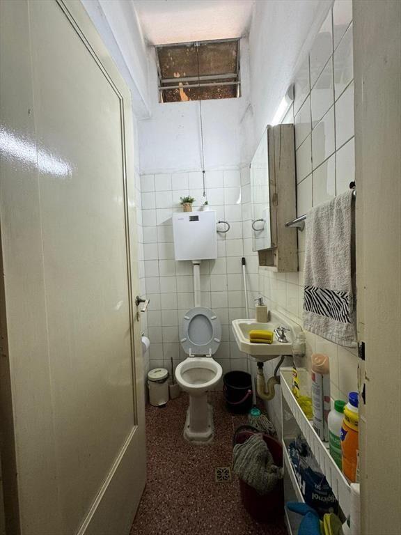 Venta local comercial ubicado al frente - Con renta 6.83% (