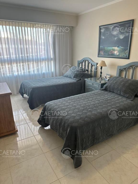 Apartamento en Alquiler temporal de 3 dormitorios