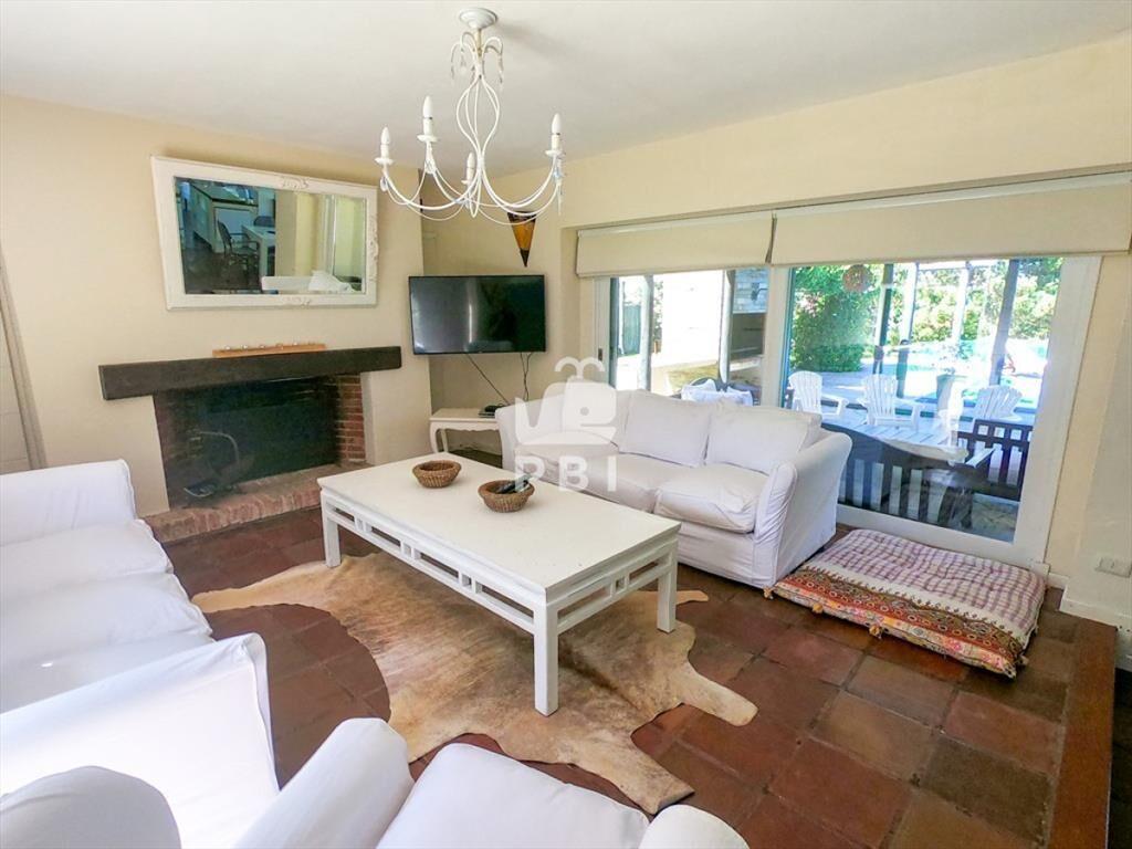 Casa 5 DORMITORIOS en Solana, Punta Ballena - Ref