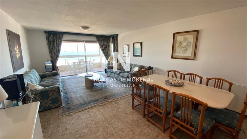 Apartamento en venta de 3 dormitorios en Primera