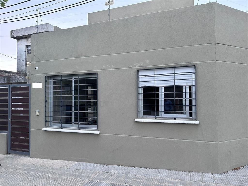 VENTA CASA PH 2 DORM PATIO RENTADO BRAZO ORIENTAL
