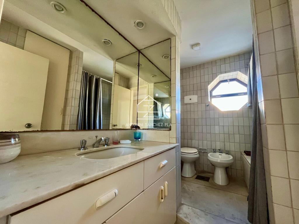 VENTA APARTAMENTO 4 DORMITORIOS PUNTA DEL ESTE