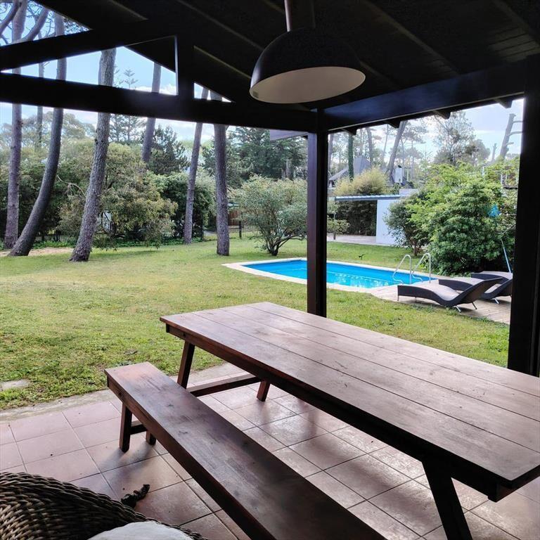 Casa 4 dormitorios alquiler temporada 2026 Brava