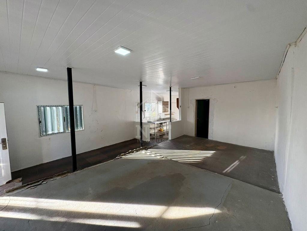 Venta casa 2 dormitorios, 2 baños, gran terreno, Cerro