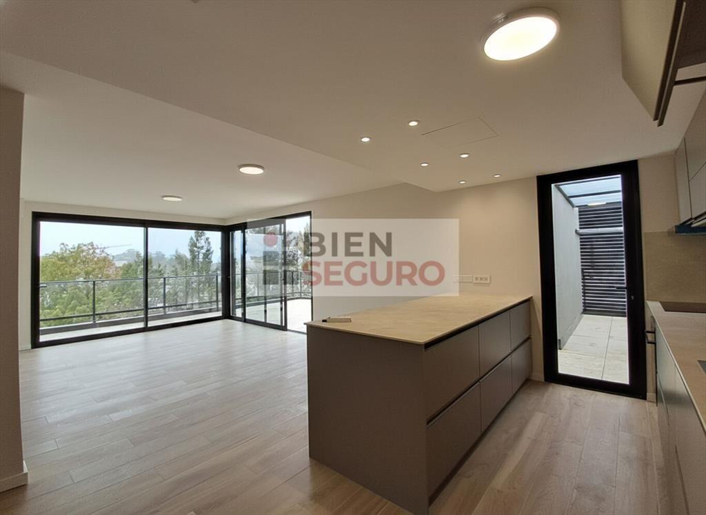 Penthouse a estrenar, de 3 dormitorios, 3 baños en alquiler