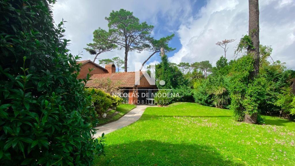 Casa en Venta y Alquiler, Mansa, Punta del Este, 4 Dormitor