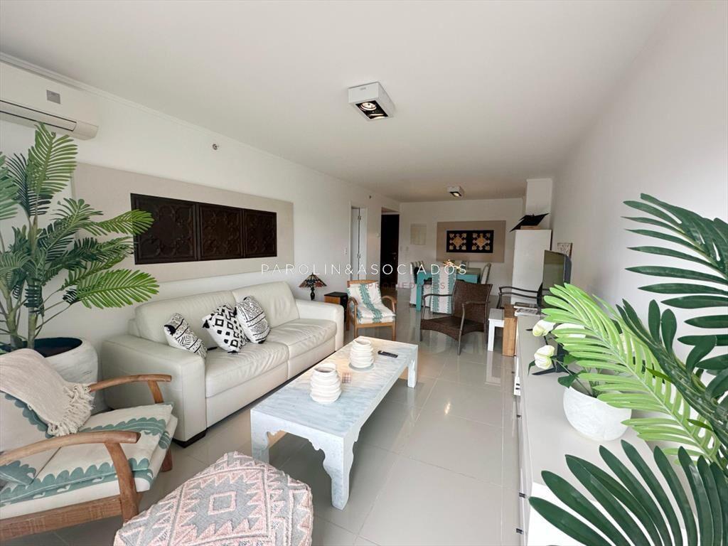 Apartamento en venta de 3 dormitorios en Forest
