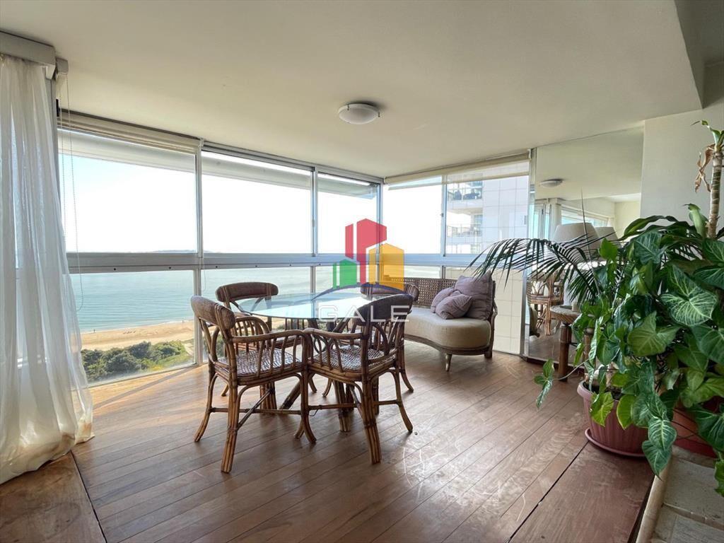 apartamento en primera linea de playa mansa