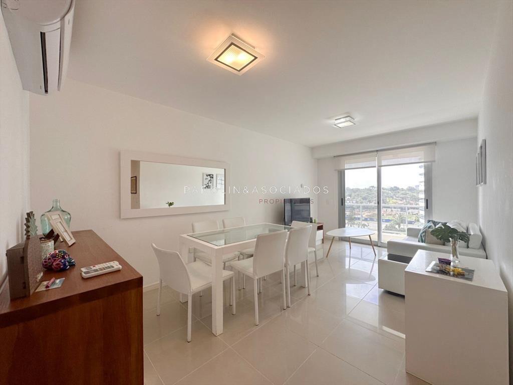 Apartamento en venta 2 dormitorios en edificio