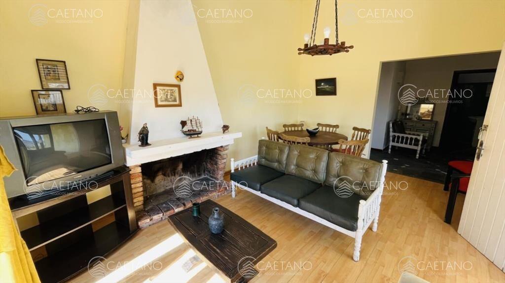 Casa en Piriápolis, Los Angeles
