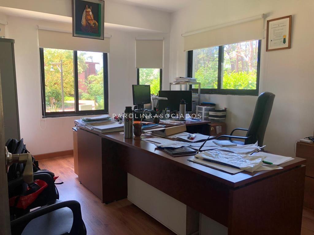 Casa en venta de 4 dormitorios en La Arbolada,