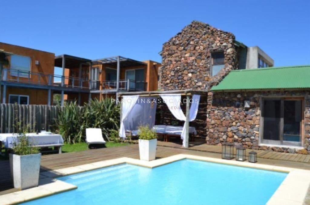 Casa en venta de 4 dormitorios en Montoya, La