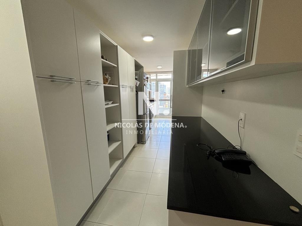 SEASONS TOWER VENTA PISO ALTO MANSA