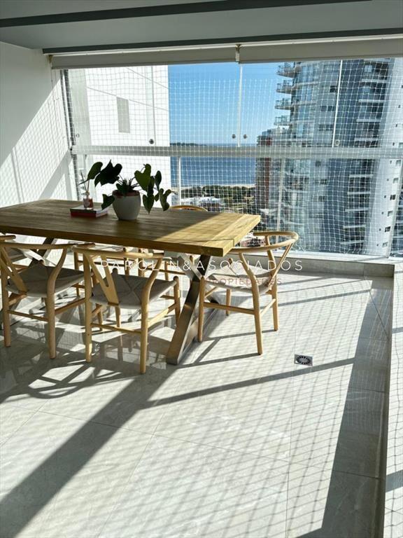 EDIFICIO MIAMI BOULEVARD II, UNIDAD LATERAL EN VENTA, 2 DOR
