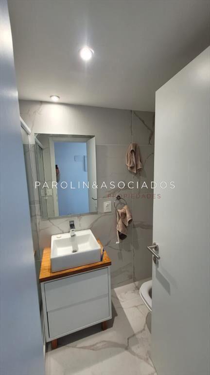 Apartamento de 1 dormitorio en venta en Torre View, Punta d