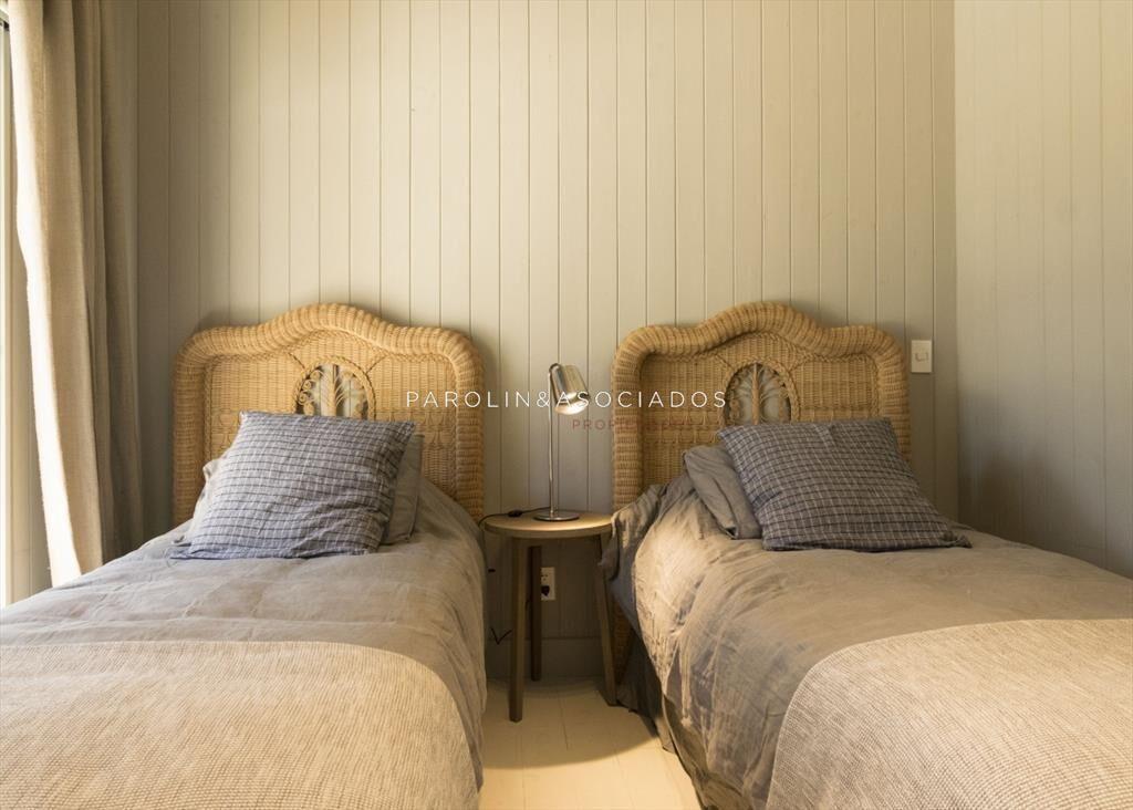 Casa en venta de 4 dormitorio en Pinar del Faro,
