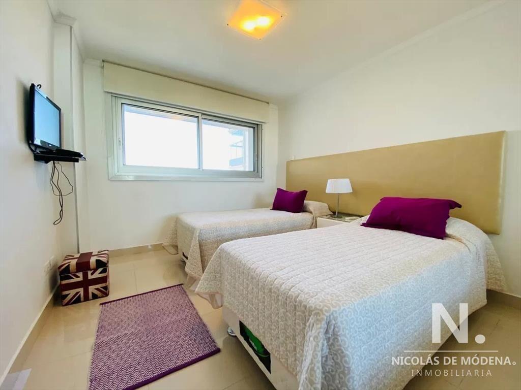 Apartamento en Venta de 2 dormitorios en Playa Mansa , Punt