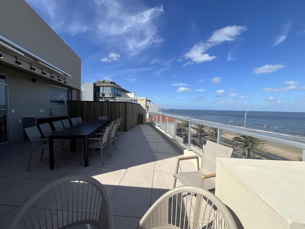 Apartamento 1 Dormitorio Frente al Mar, Punta Gorda.