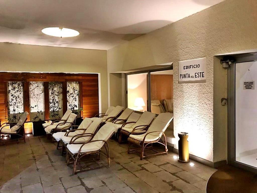 MUY LINDO DEPARTAMENTO A PASOS DE PLAYA BRAVA!!