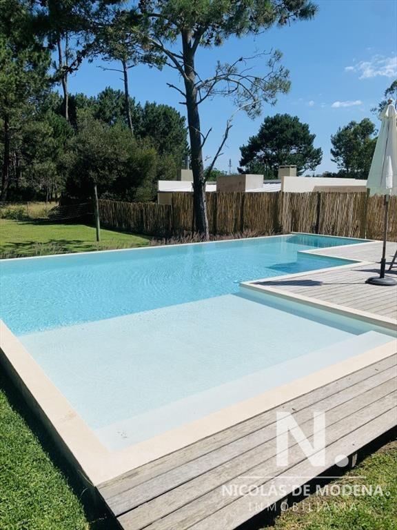Moderna casa en Venta, 3 dormitorios, Punta del Este