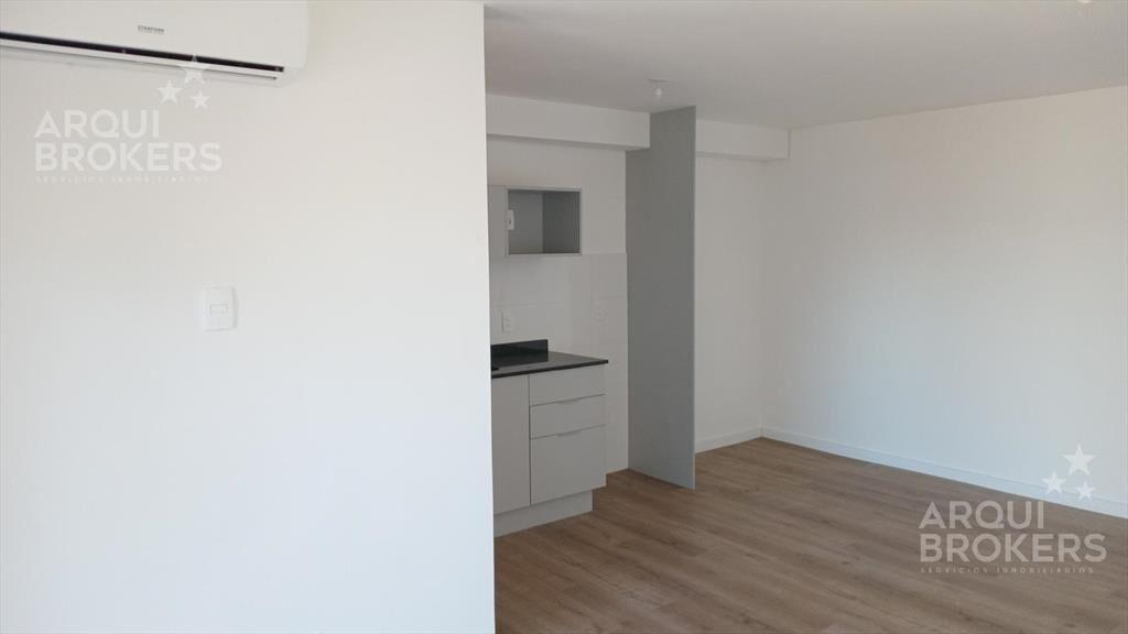 Apartamento de 2 dormitorios en venta en Centro
