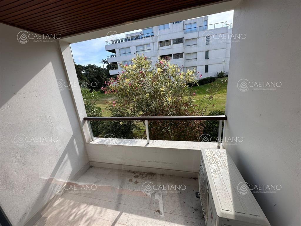 Se vende departamento de 4 dormitorios , Playa