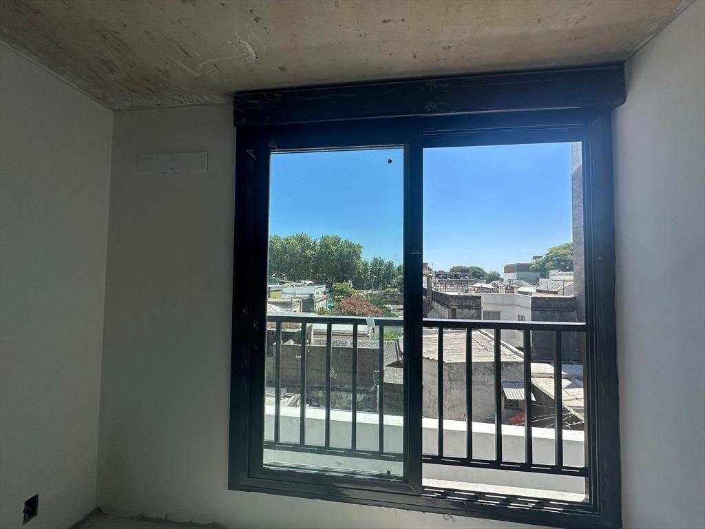 Venta monoambiente con terraza en Tres Cruces