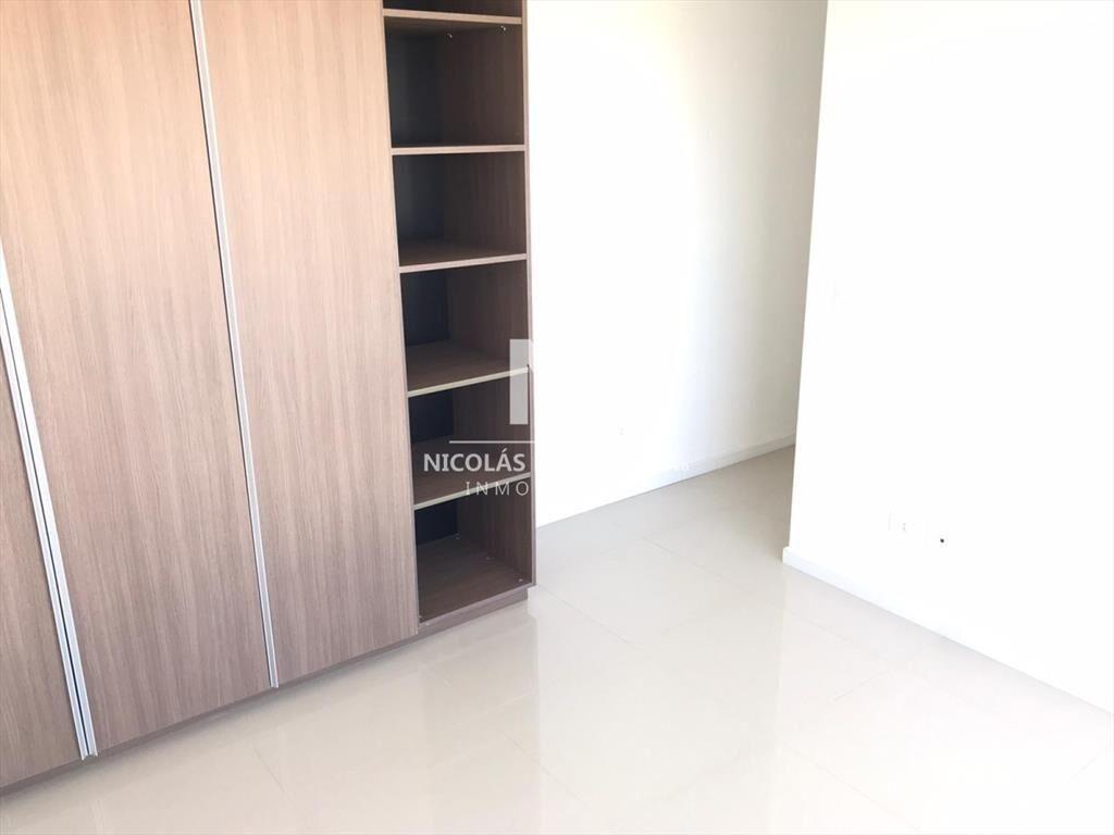 Departamento, de 3 dormitorios, a estrenar en del