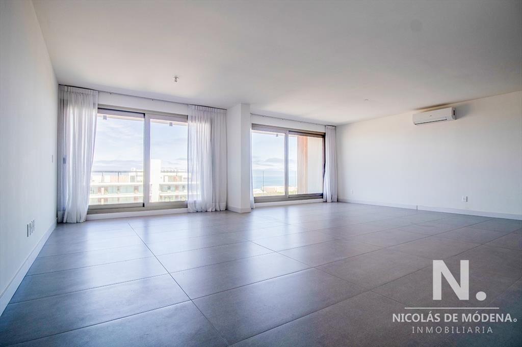 Departamento de 3 dormitorios en suite en Manantiales