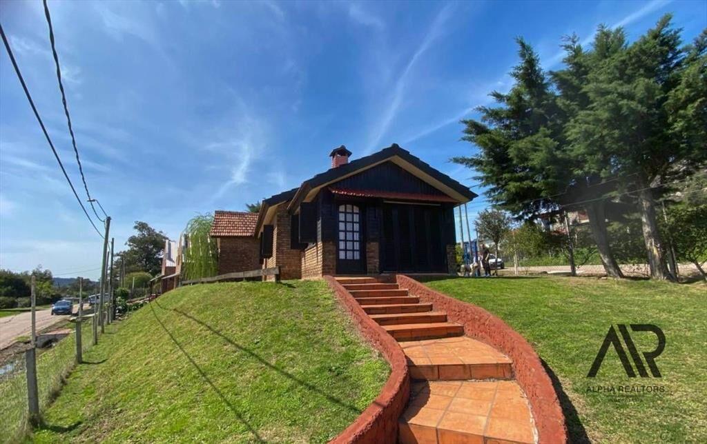 Inversión Estratégica: 5 Casas En Piriápolis Con Renta M...