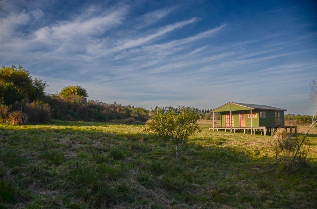 Venta chacra en zona con vistas, dos casas.