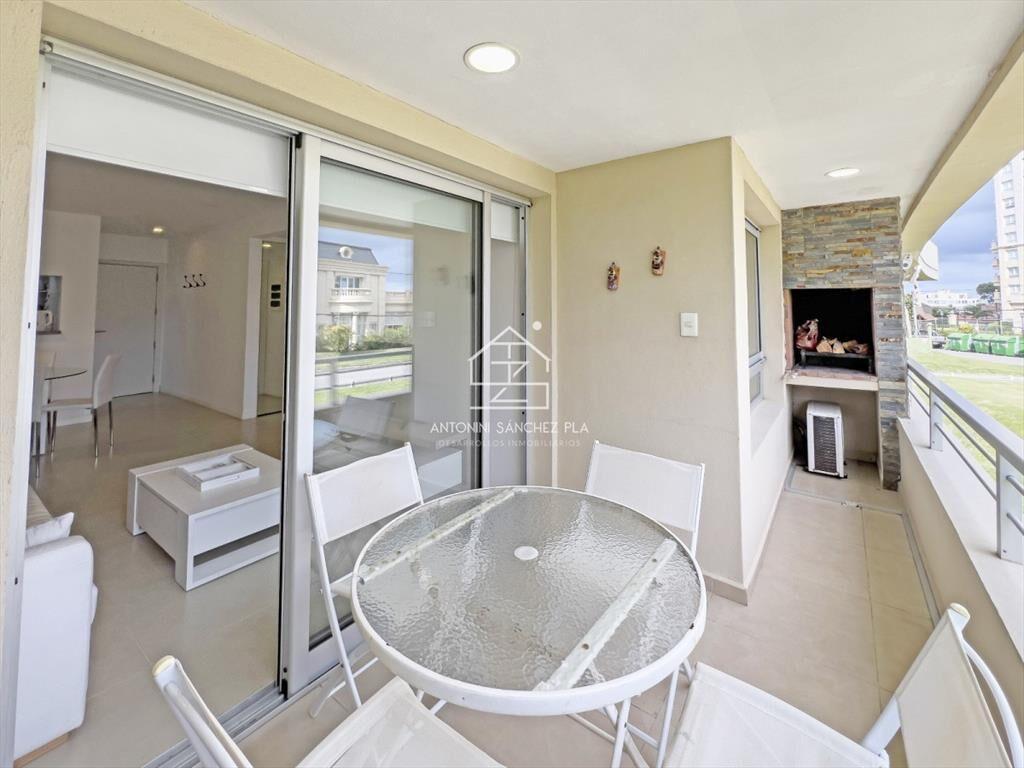 VENTA APARTAMENTO 1 DORMITORIO PLAYA MANSA PUNTA