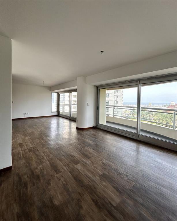 VENTA - APARTAMENTO TORRES NÁUTICAS - 4 DORMITORIOS