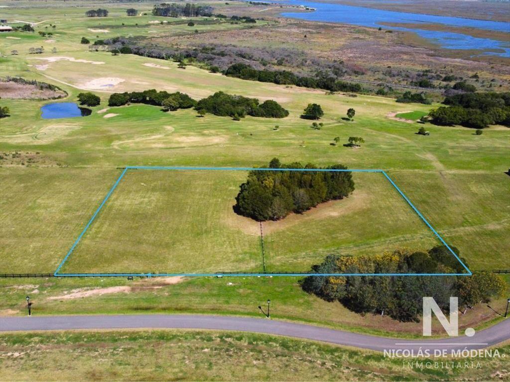 En venta dos lotes en Camino Eguzquiza - La Barra