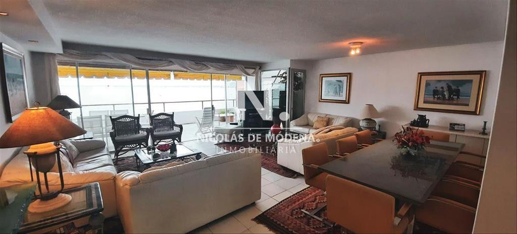 Hermoso apartamento frente al Mar