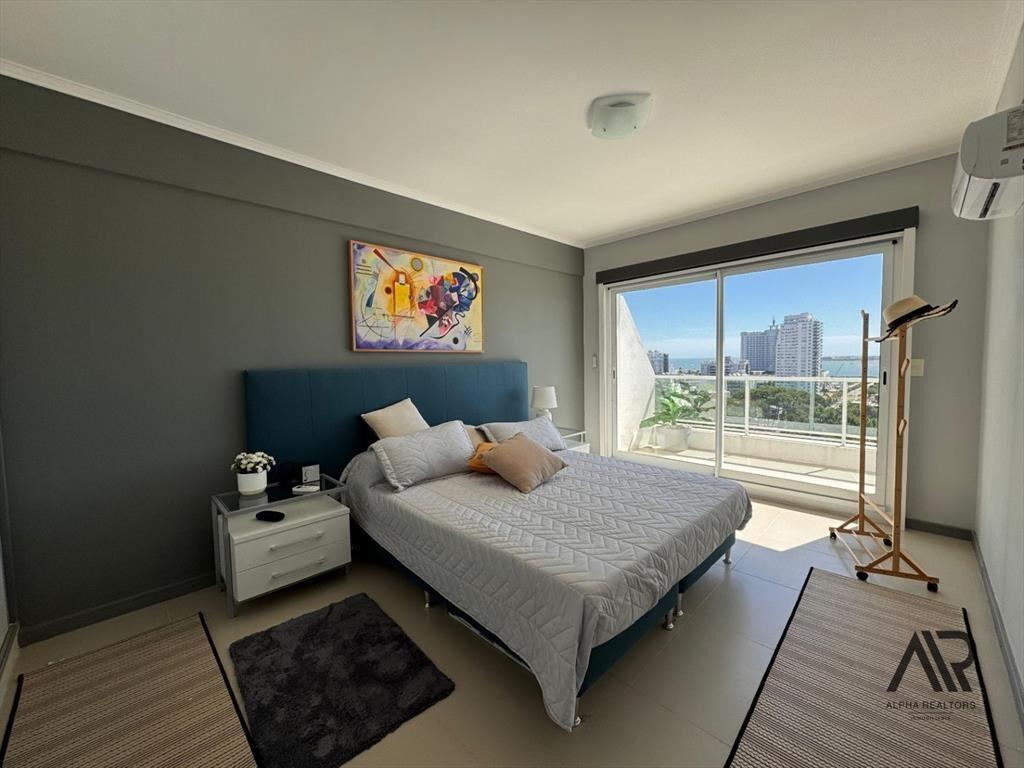 Apartamento en venta de 3 dormitorios c/ cochera en Aidy...